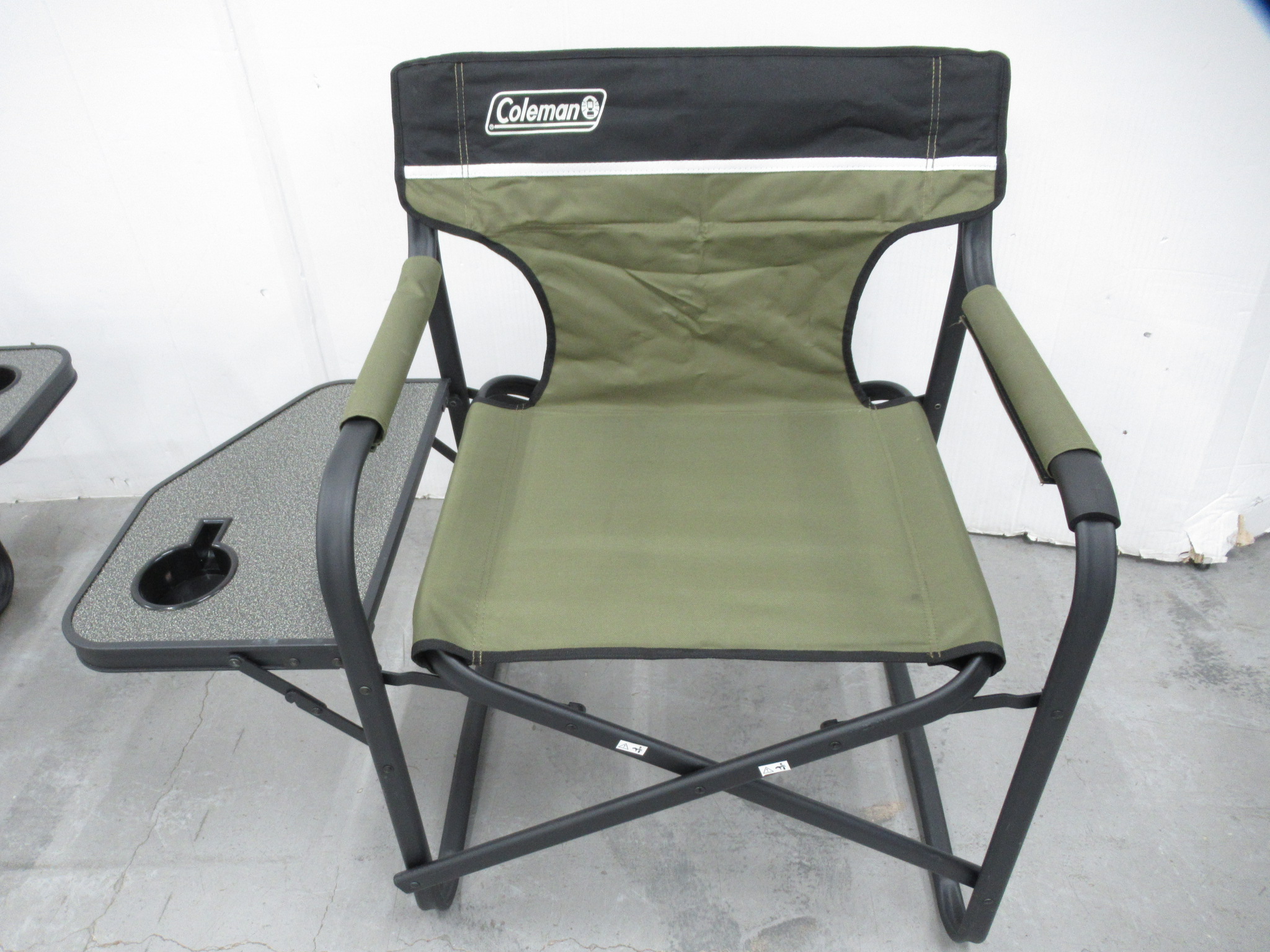Coleman（コールマン）  サイドテーブル付デッキチェア(オリーブ) 2脚セット