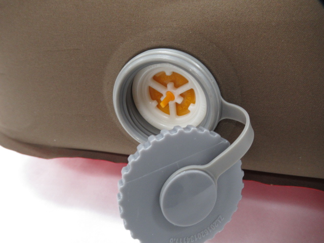 Coleman（コールマン）  コンフォートインフレーターマットハイピーク/ダブル