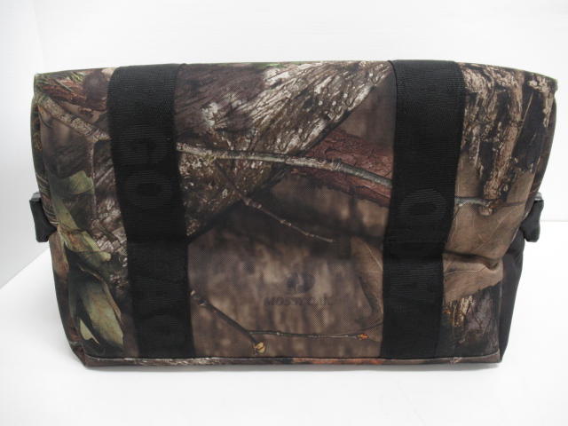 AO Coolers（エーオークーラーズ）  24パック キャンバス ソフトクーラー