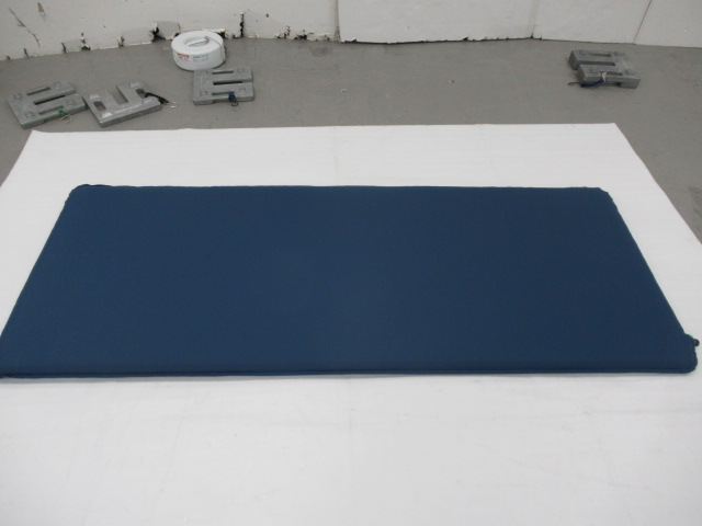 THERMAREST（サーマレスト）  ベースキャンプXL (2)