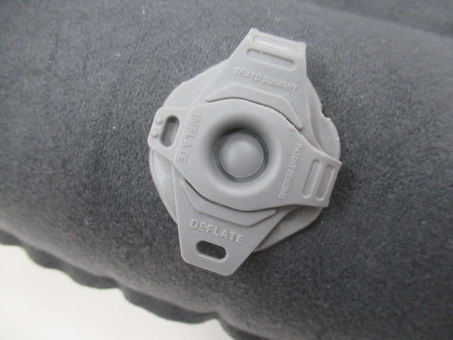 SEA TO SUMMIT（シートゥーサミット）  エアロウルトラライトピロー ラージ