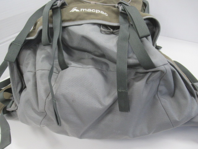 macpac（マックパック）  カスケード65