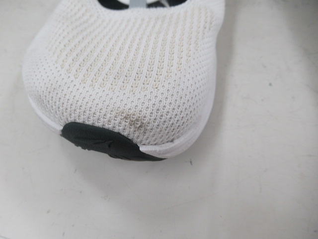 ALTRA(アルトラ) エスカランテ 4 ホワイト