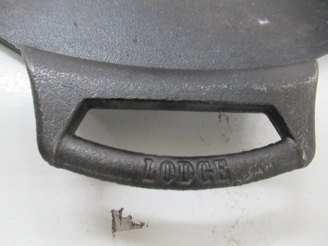 LODGE（ロッジ）  15 Inch Cast Iron Pizza Pan