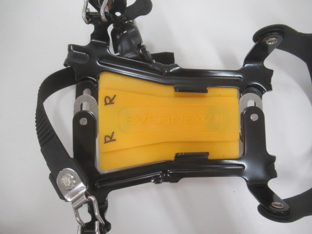 EVERNEW（エバニュー）  幅調節式6本爪アイゼン EBY015