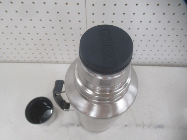 STANLEY(スタンレー) クラシック 真空ボトル 1.9L