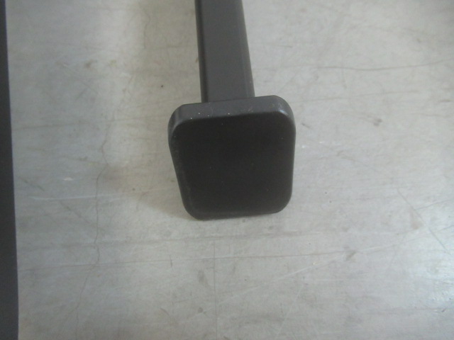 Snow Peak(スノーピーク) ローチェアショート アイボリー (2)