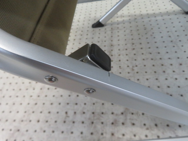 Snow Peak（スノーピーク）  オットマン(カーキ)