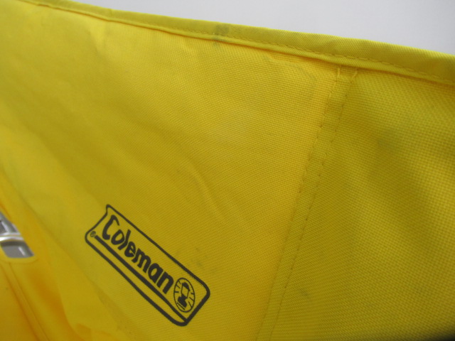 Coleman（コールマン）  サイドテーブル付キャプテンチェア イエロー 170-7634