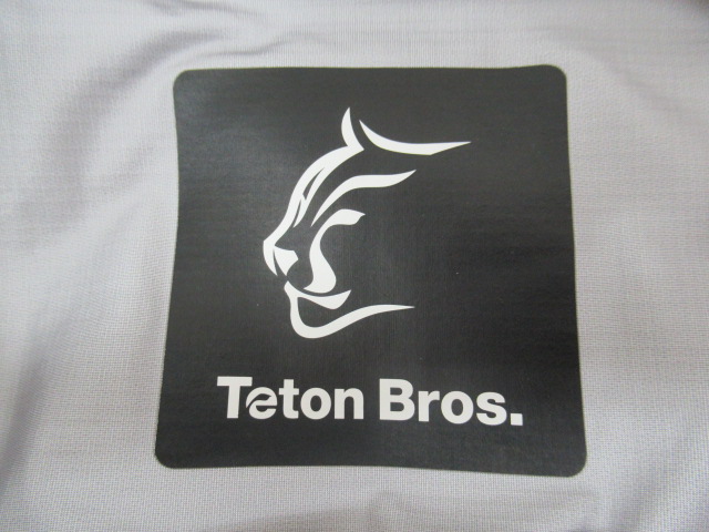 Teton Bros.（ティートンブロス）  ツルギライトジャケット 2.0 Light Gray