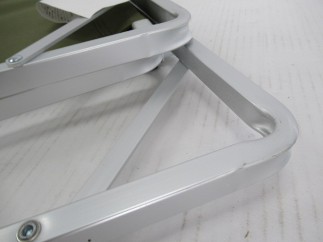 Coleman（コールマン）  コンパクトフォールディングチェア オリーブ (2)