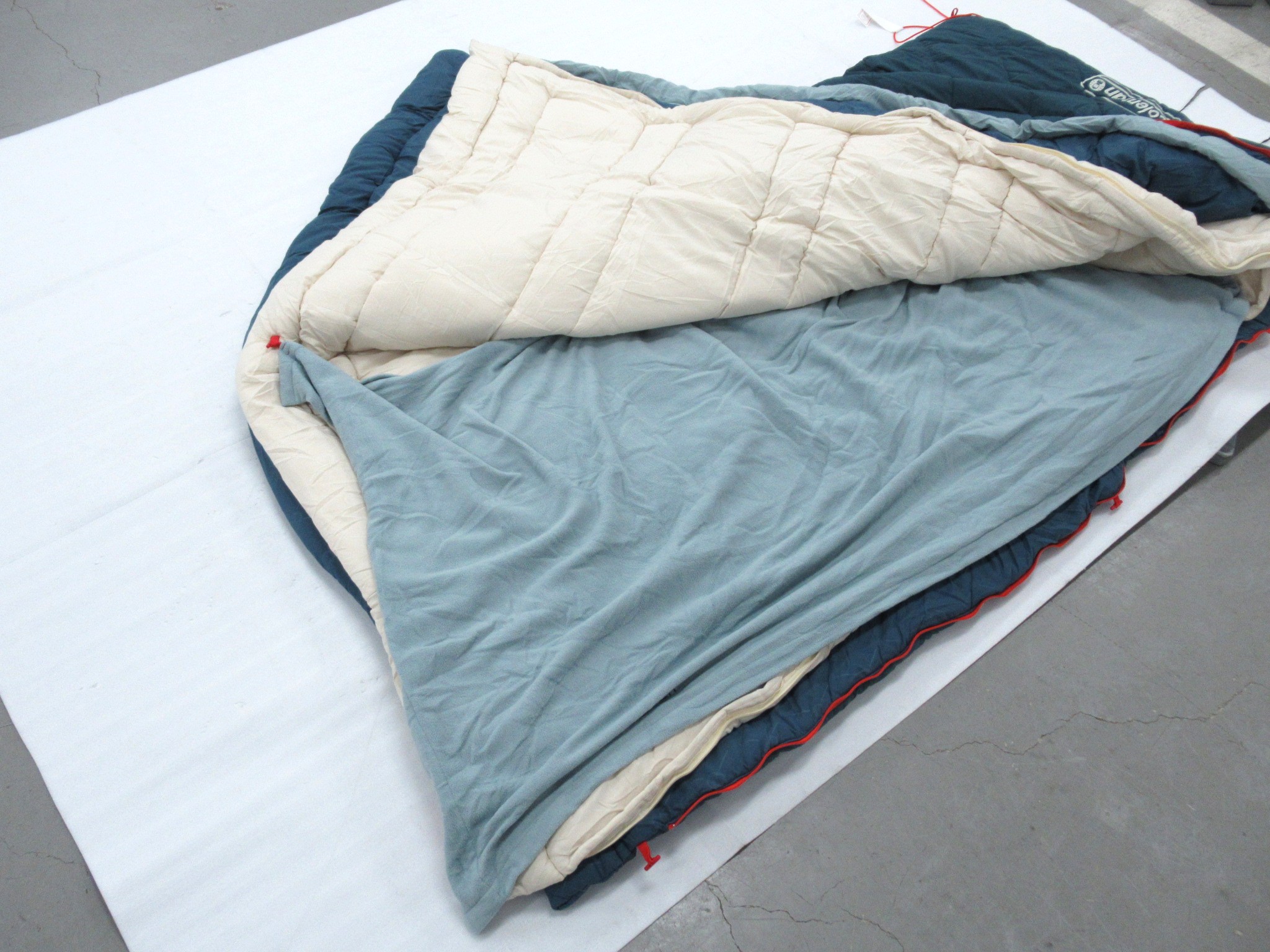 Coleman（コールマン）  マルチレイヤースリーピングバッグ