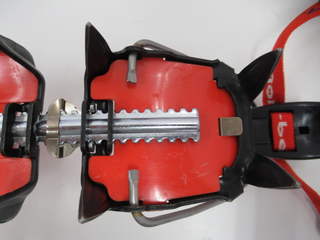 mont-bell(モンベル) LXB-12 アイゼン+ケース