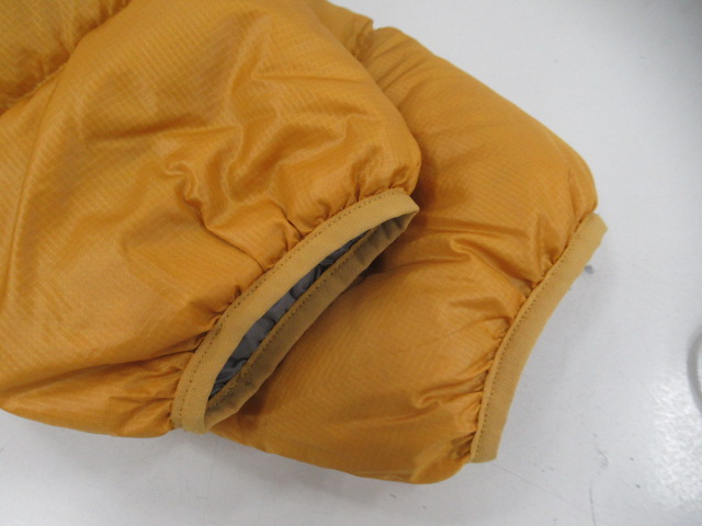 mont-bell（モンベル）  ライトアルパイン ダウンパーカ メンズ