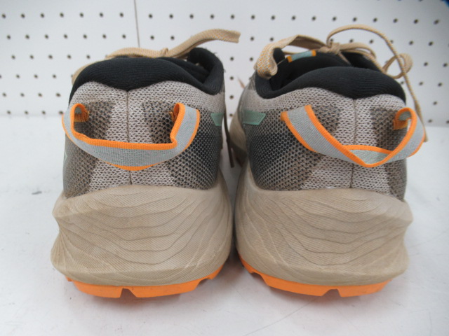 その他ブランド  asics GEL-Trabuco 12