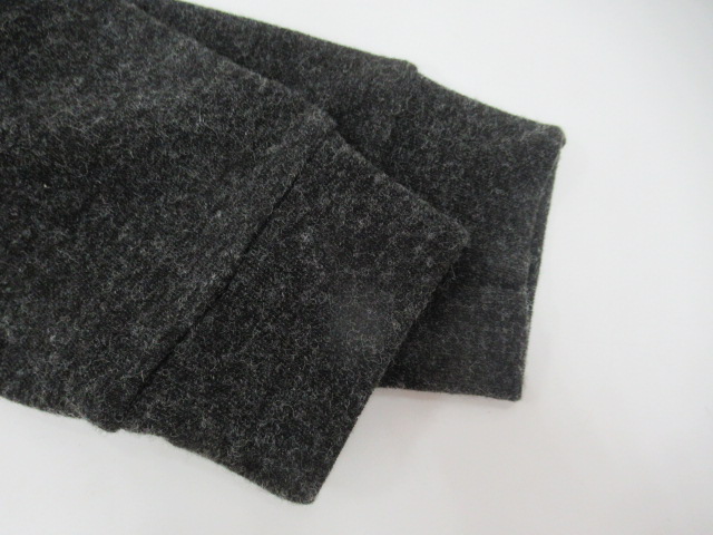 AXESQUIN（アクシーズクイン）  アクリルウールのカーディガン