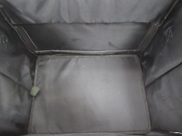 asobito（アソビト）  チェアサイドジッパーコンテナ（2）