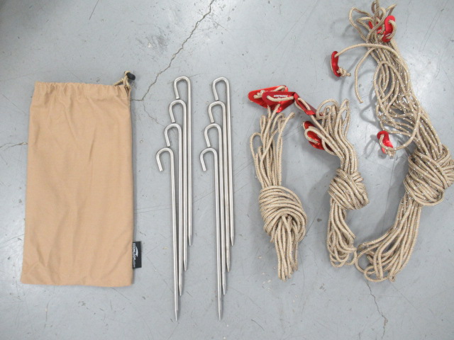 Soomloom(スームルーム) Adranus 5.0×5.7 タープ