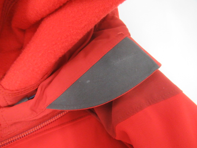 mont-bell（モンベル）  ロッシュパーカ