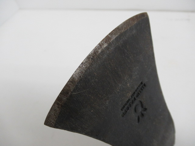 Husqvarna（ハスクバーナ）  ハチェット ヤンキー 38cm 手斧 木製ハンドル