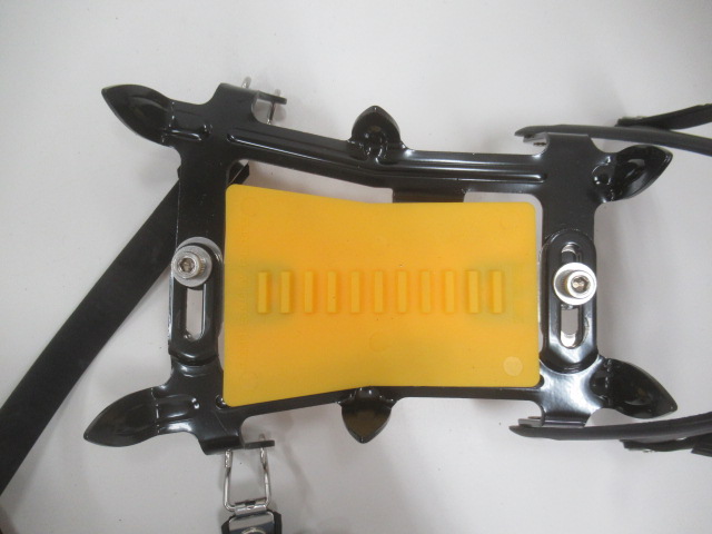 EVERNEW（エバニュー）  幅調節式6本爪アイゼン EBY015