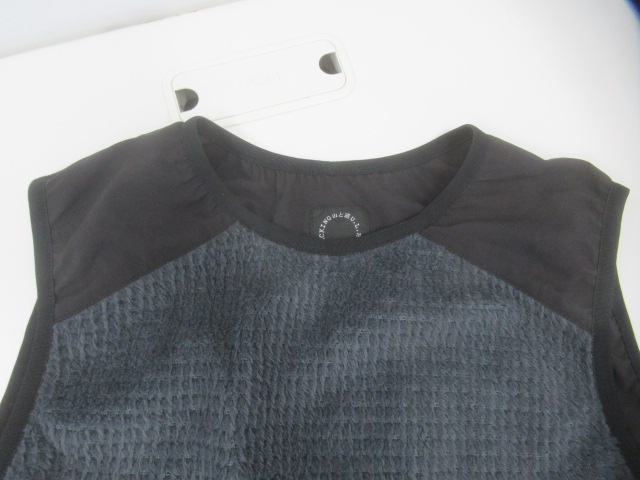 山と道  Alpha Vest