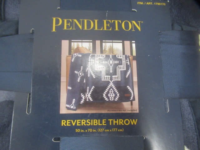 PENDLETON（ペンドルトン）  大判ひざ掛け リバーシブル 127cm×177cm セット