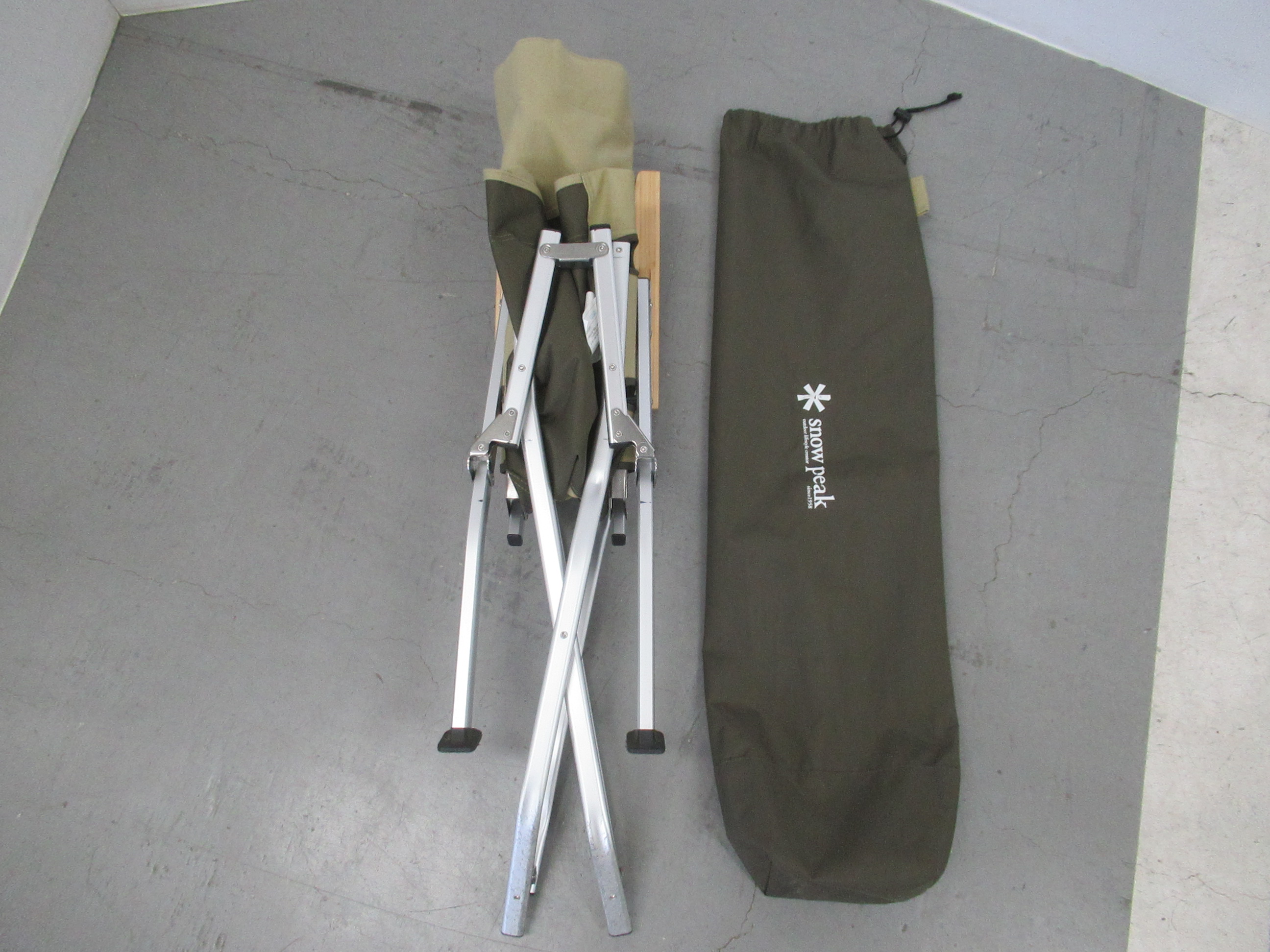 Snow Peak（スノーピーク）  ローチェア30 カーキ