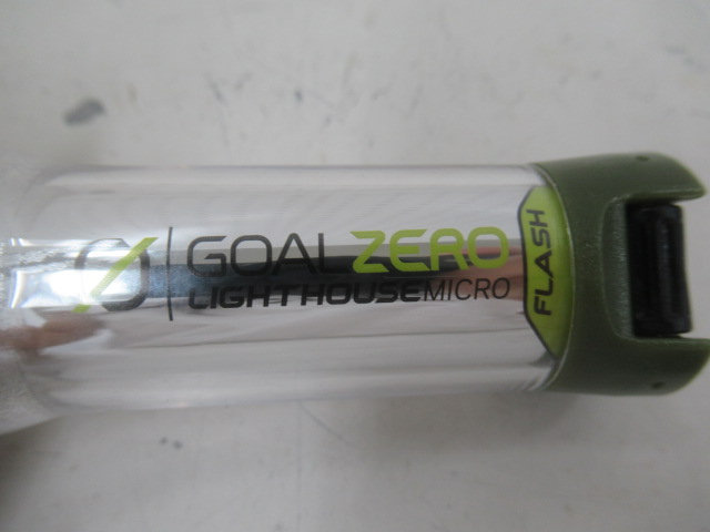 Goal Zero（ゴールゼロ）  ライトハウス マイクロフラッシュ 日本別注カラー カーキ