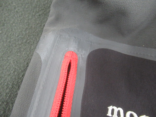 mont-bell（モンベル）  ロッシュジャケット