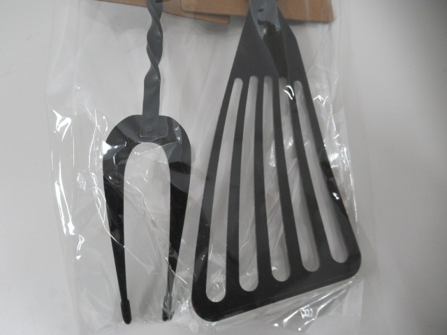 Barebones Living（ベアボーンズリビング）  カウボーイグリル シェルフスプーン セット