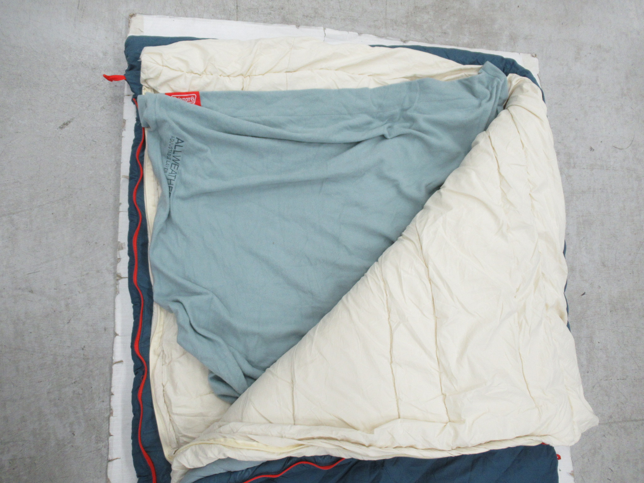 Coleman（コールマン）  マルチレイヤースリーピングバッグ