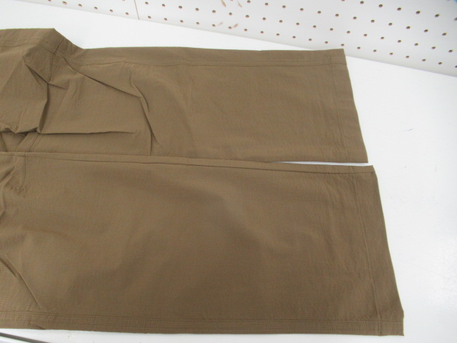 MOUNTAIN HARDWEAR(マウンテンハードウェア) ダイヘドラルプリカーブパンツ メンズ(2)