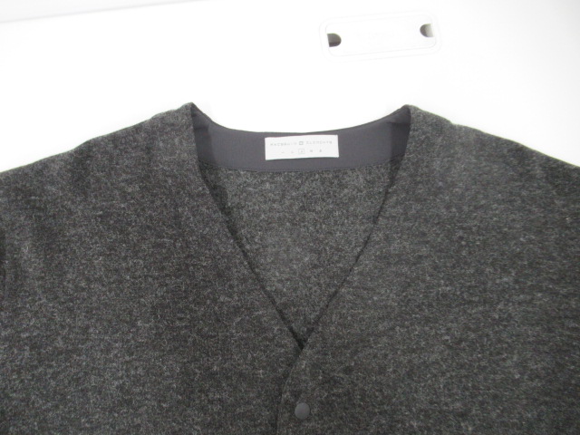 AXESQUIN（アクシーズクイン）  アクリルウールのカーディガン