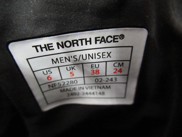 THE NORTH FACE（ノースフェイス）  ヌプシ ブーティ ウォータープルーフ ロゴ ショート