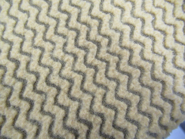 patagonia（パタゴニア）  ウィメンズ・R1エア・フルジップ・フーディ