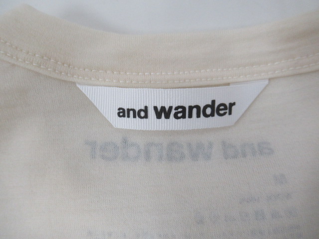and wander(アンドワンダー) メリノウール ショートスリーブティー