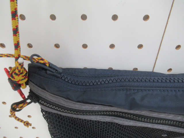 KLATTERMUSEN（クレッタルムーセン）  Algir Accessory Bag Medium