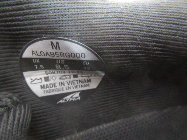 ALTRA(アルトラ) ローンピーク 9+ ブラック