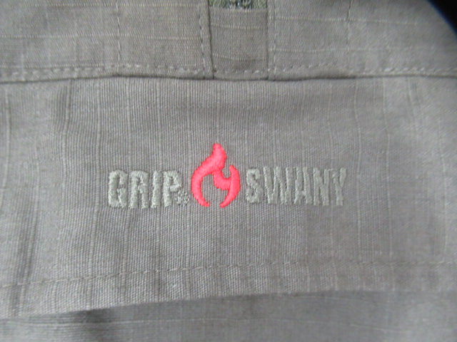 GRIP SWANY（グリップスワニー）  ファイヤープルーフ ポンチョ オリーブ グリップスワニー