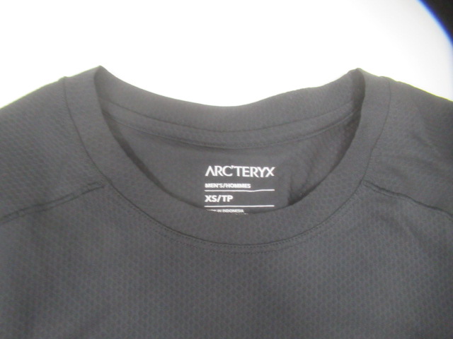 ARC'TERYX(アークテリクス) ヴェロックス クルー シャツ ブラック