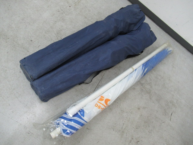 ノーブランド  チェア2脚・パラソルセット