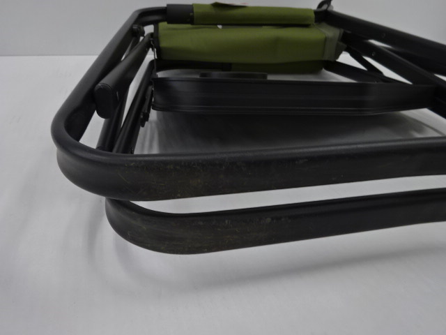 Coleman（コールマン）  サイドテーブル付デッキチェア オリーブ 2000033809