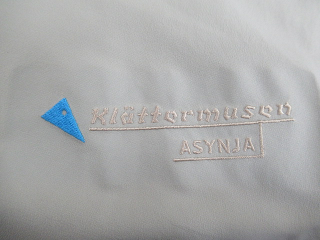 KLATTERMUSEN（クレッタルムーセン）  Asynja Jacket