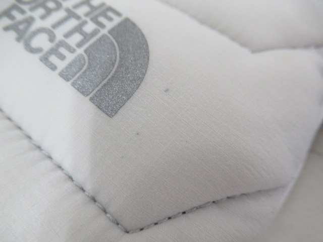 THE NORTH FACE（ノースフェイス）  レッドランプログローブ