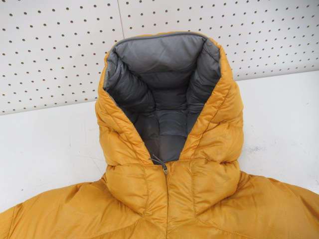 mont-bell（モンベル）  ライトアルパイン ダウンパーカ メンズ