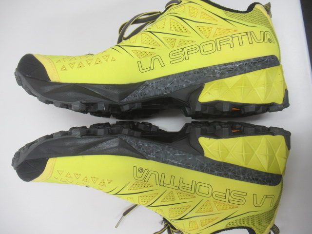 LA SPORTIVA（ラ・スポルティバ）  アキラ