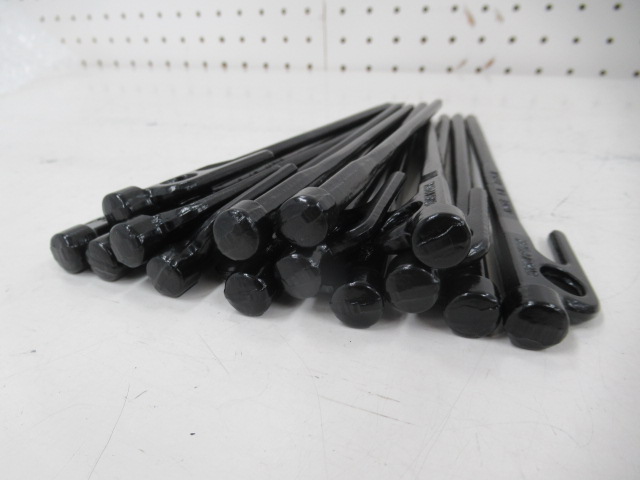 Snow Peak（スノーピーク）  ソリッドステーク20 14本セット