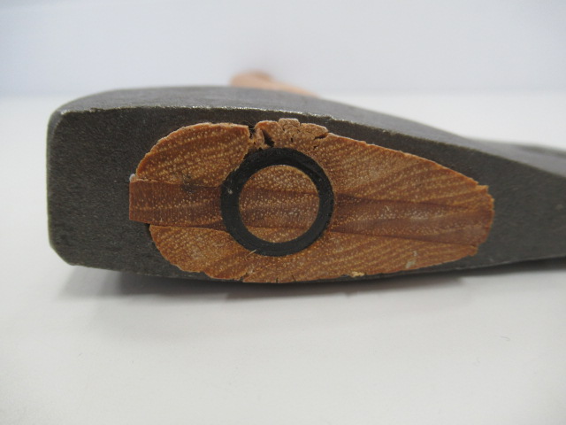 Hultafors（ハルタホース）  オール+ラウンド プラス 斧