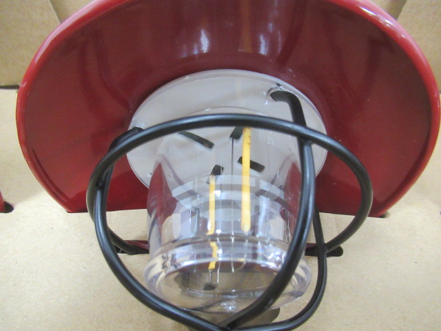 Barebones Living（ベアボーンズリビング）  エジソンストリングライトLED レッド